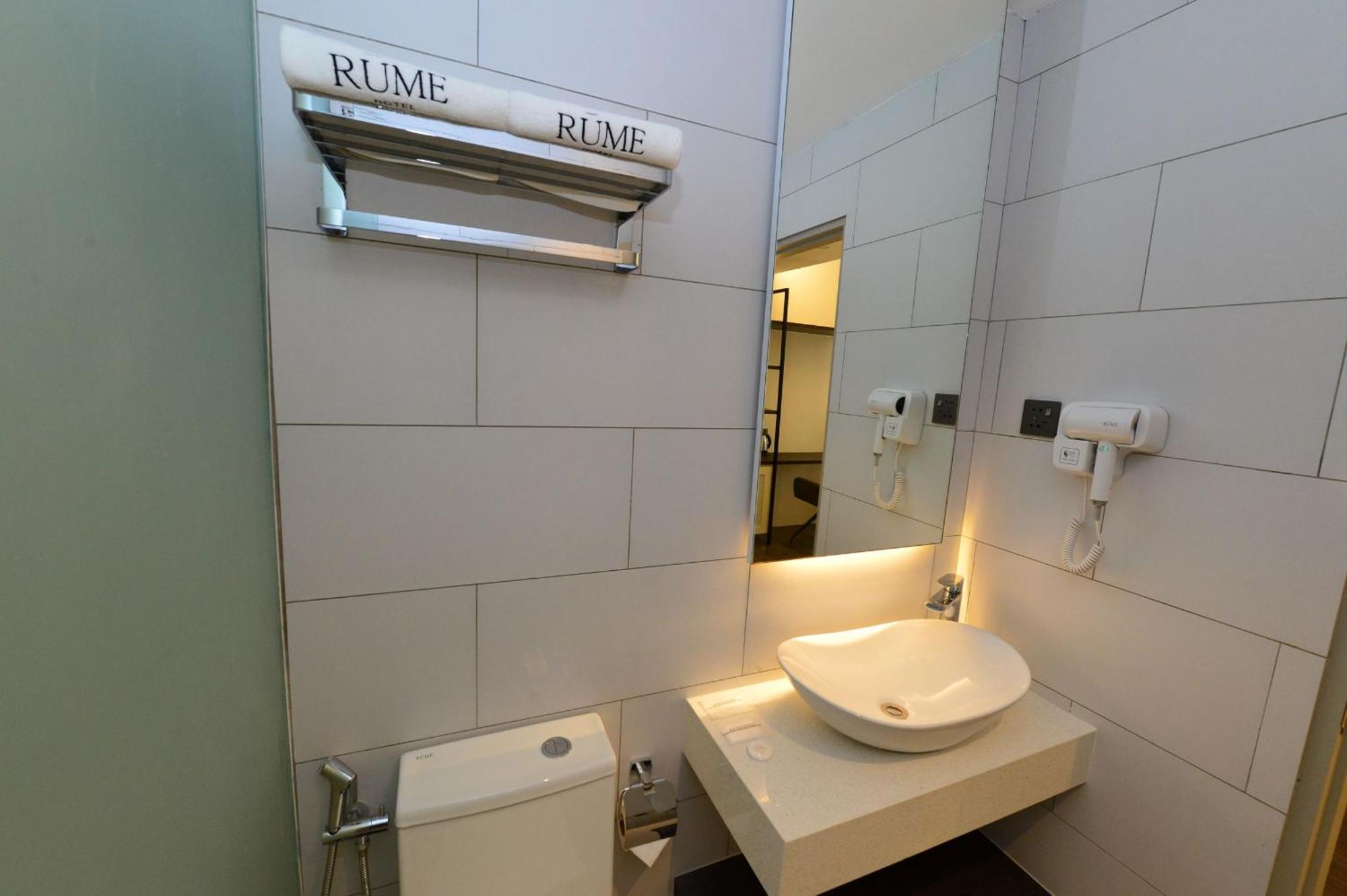 Rume Hotel Kuching Dış mekan fotoğraf